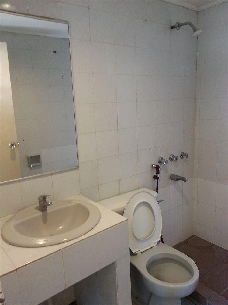 Hotel Iskandar Κότα Κιναμπαλού Εξωτερικό φωτογραφία